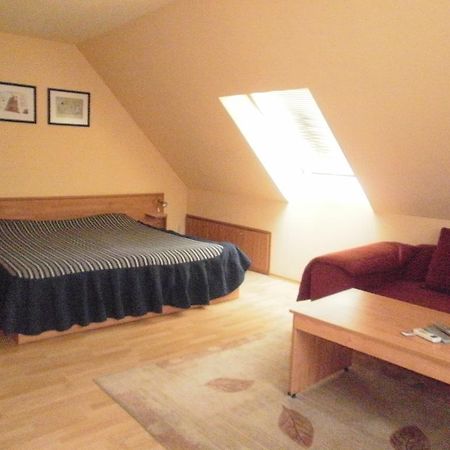 Family Hotel Kredo Sliven Esterno foto