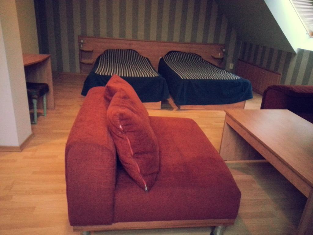Family Hotel Kredo Sliven Esterno foto